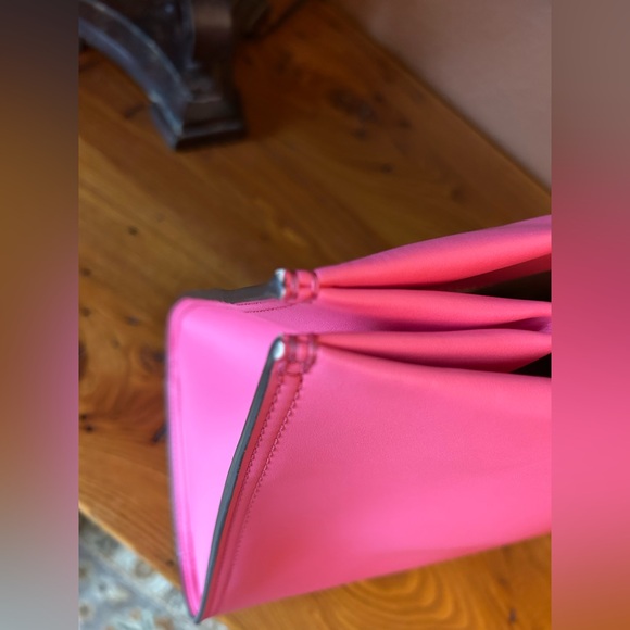 Tory Burch Small Ella Bio Tote large logo hidden pocket w/dust bag and strap - Picture 6 of 16